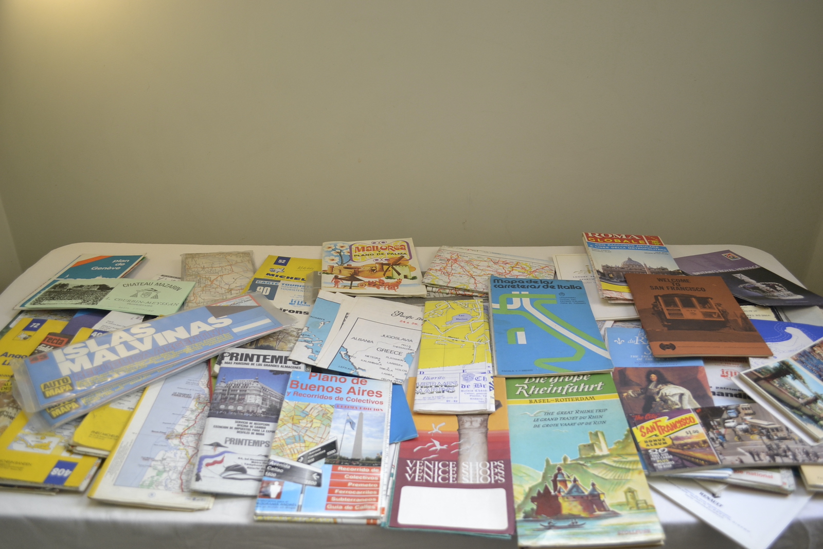 Lote de mapas y folletería turística - Image 2