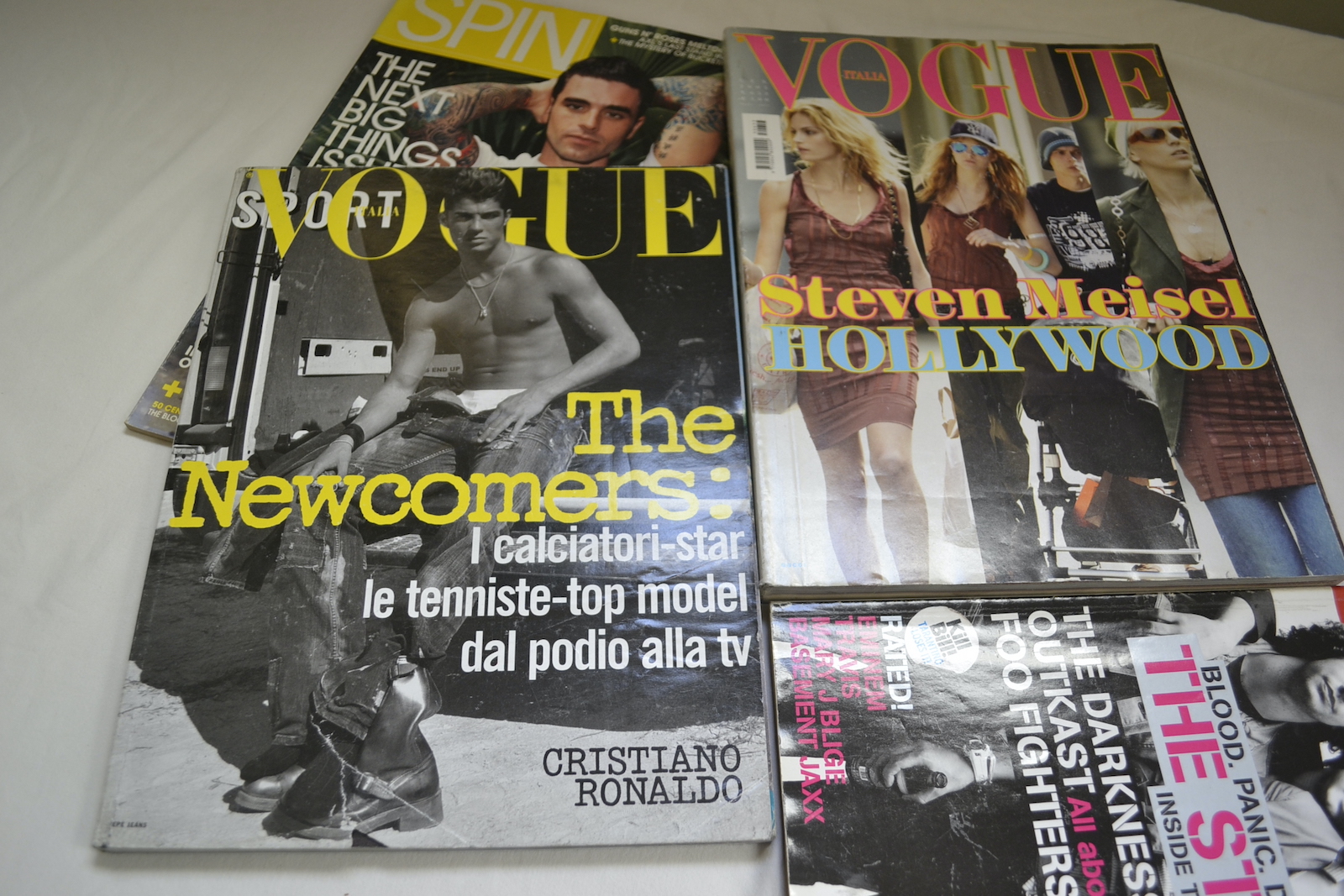 Lote de revistas juveniles de los años 2000