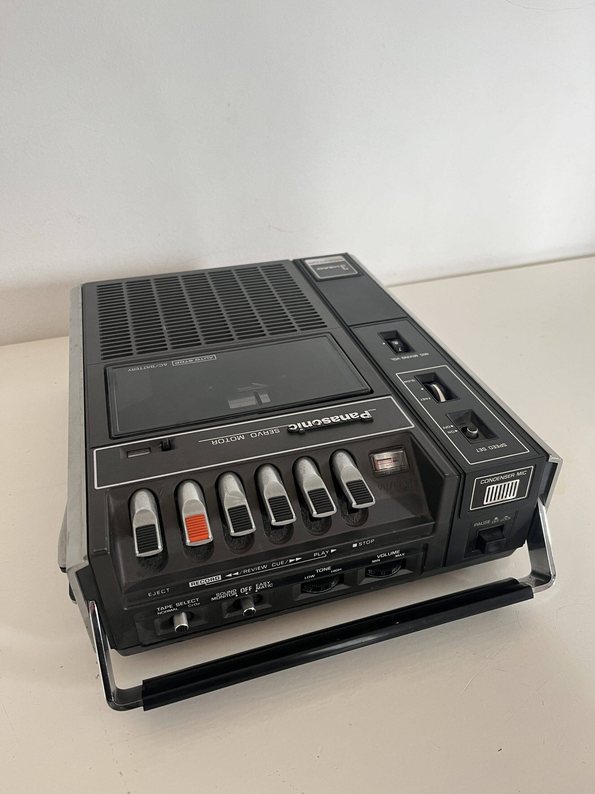 Grabador de cassette portatil Panasonic - Image 3