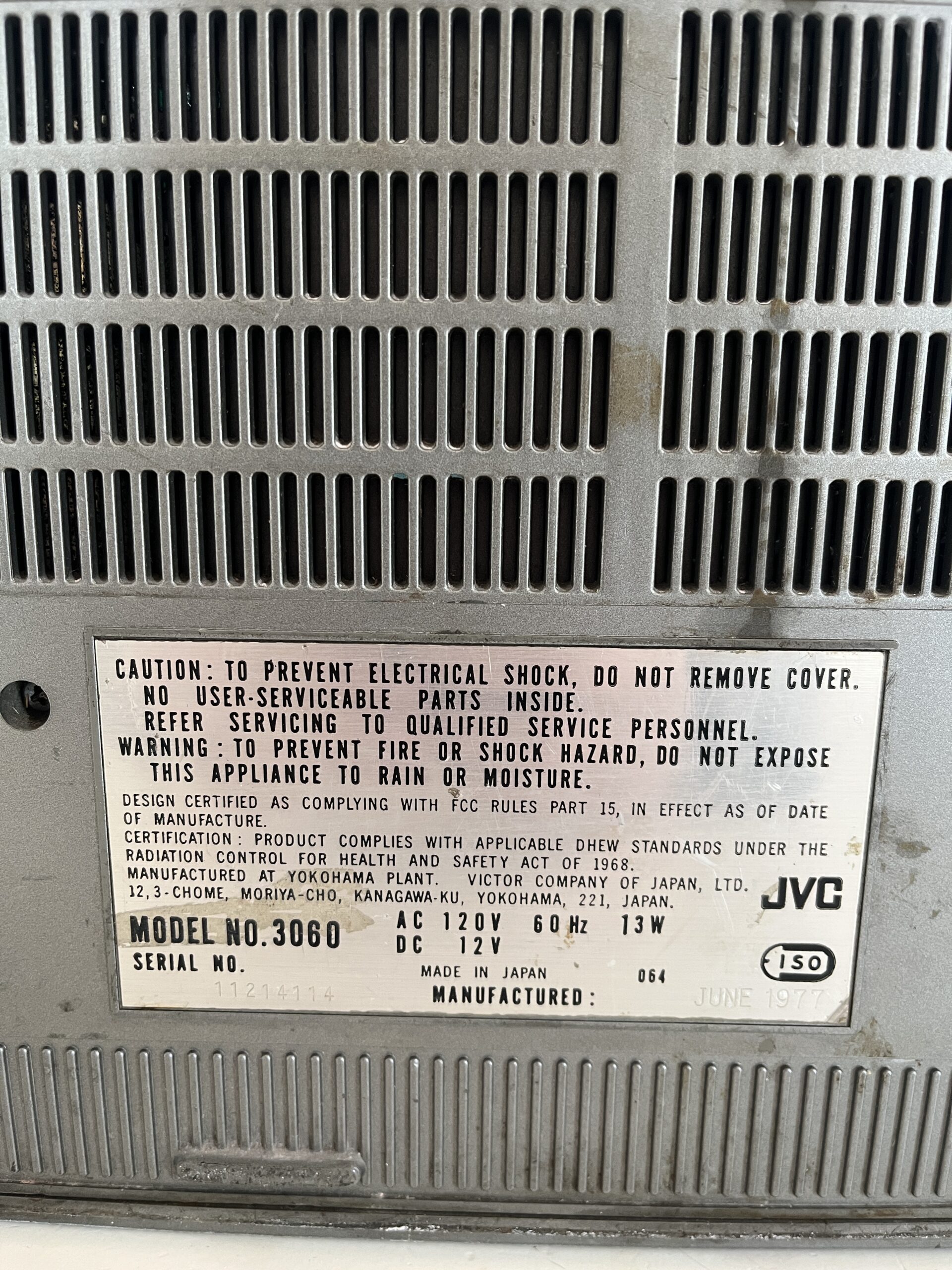 Radiograbador con TV JVC - Image 3