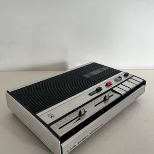 Grabador reproductor de cassette Grundig