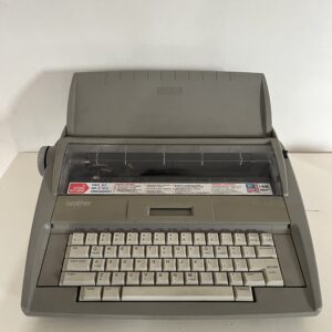 Maquina de escribir electronica Brother
