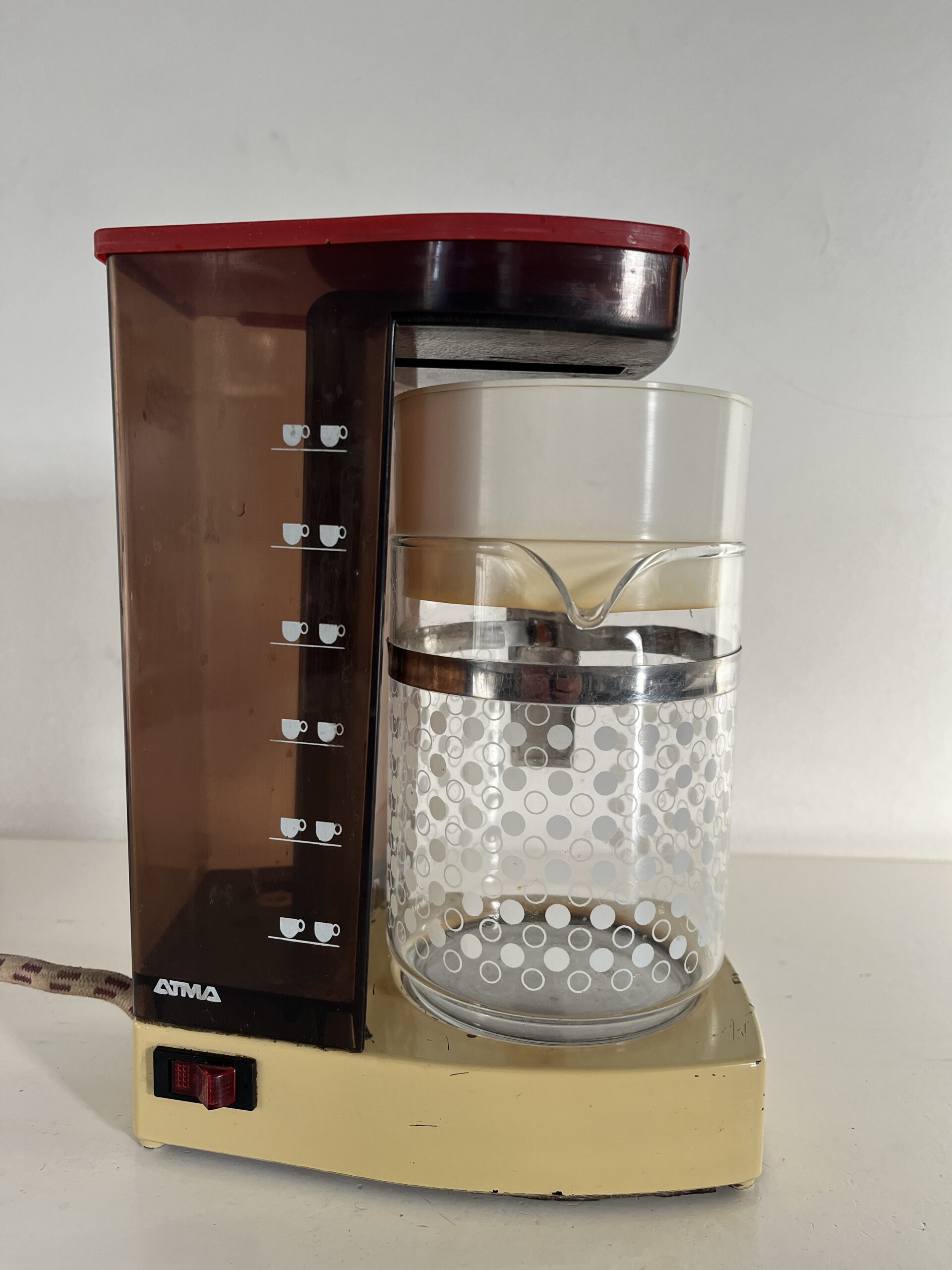 Cafetera Atma antigua