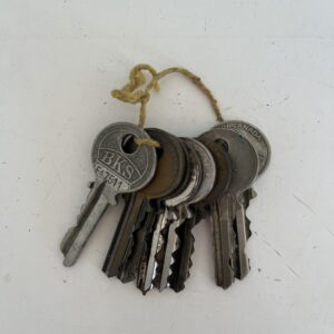 Lote de llaves antiguas
