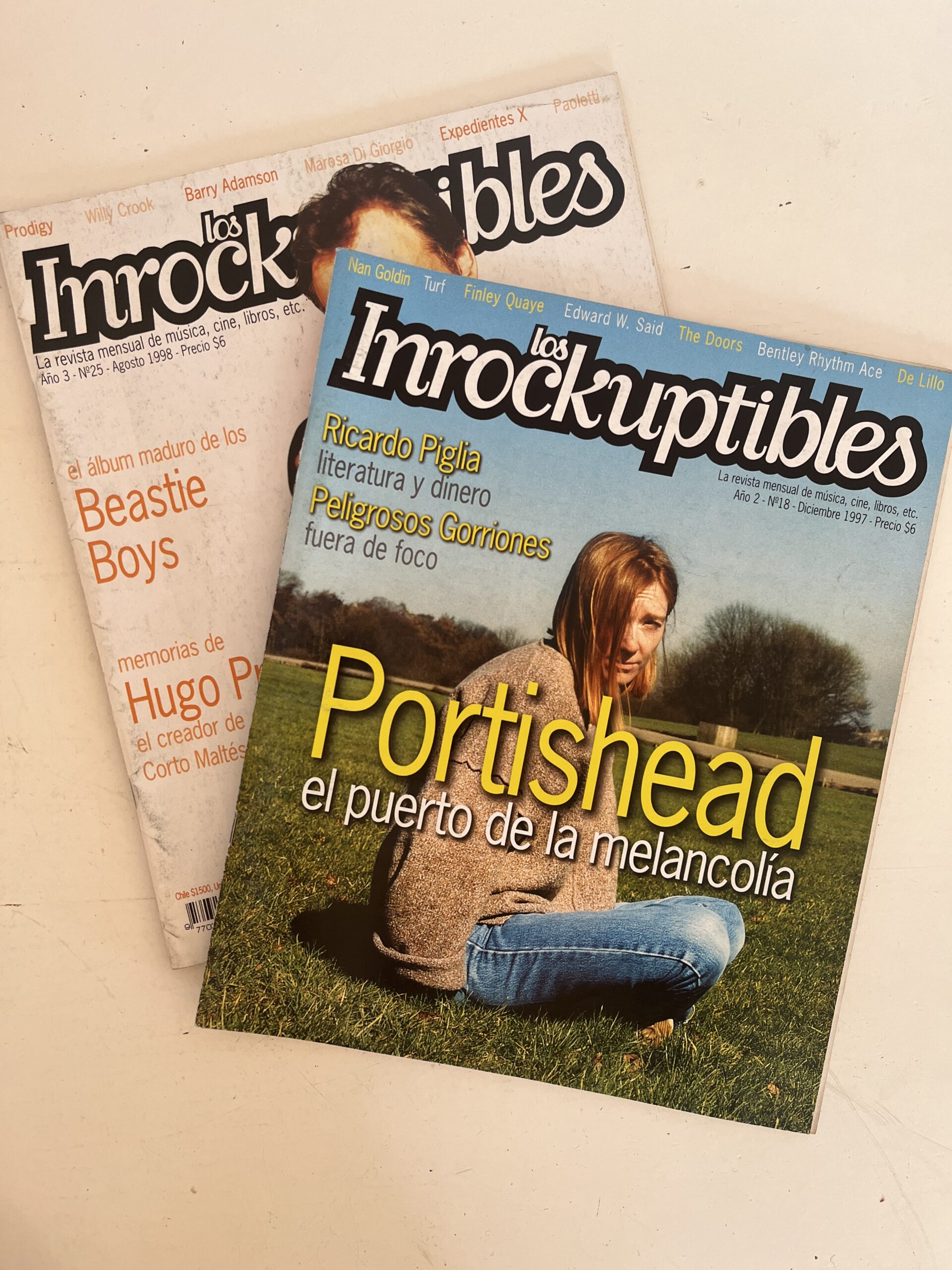 Par de revistas Los Inrockuptibles