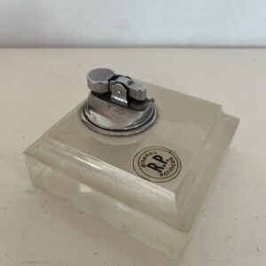 Encendedor de mesa de acrílico