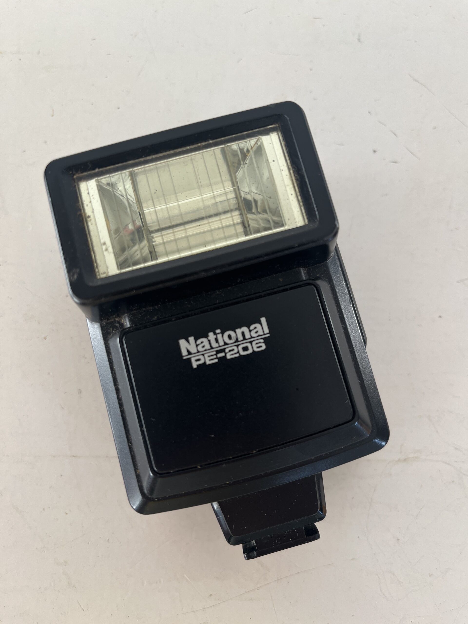 Flash electrónico portátil para cámara analógica
